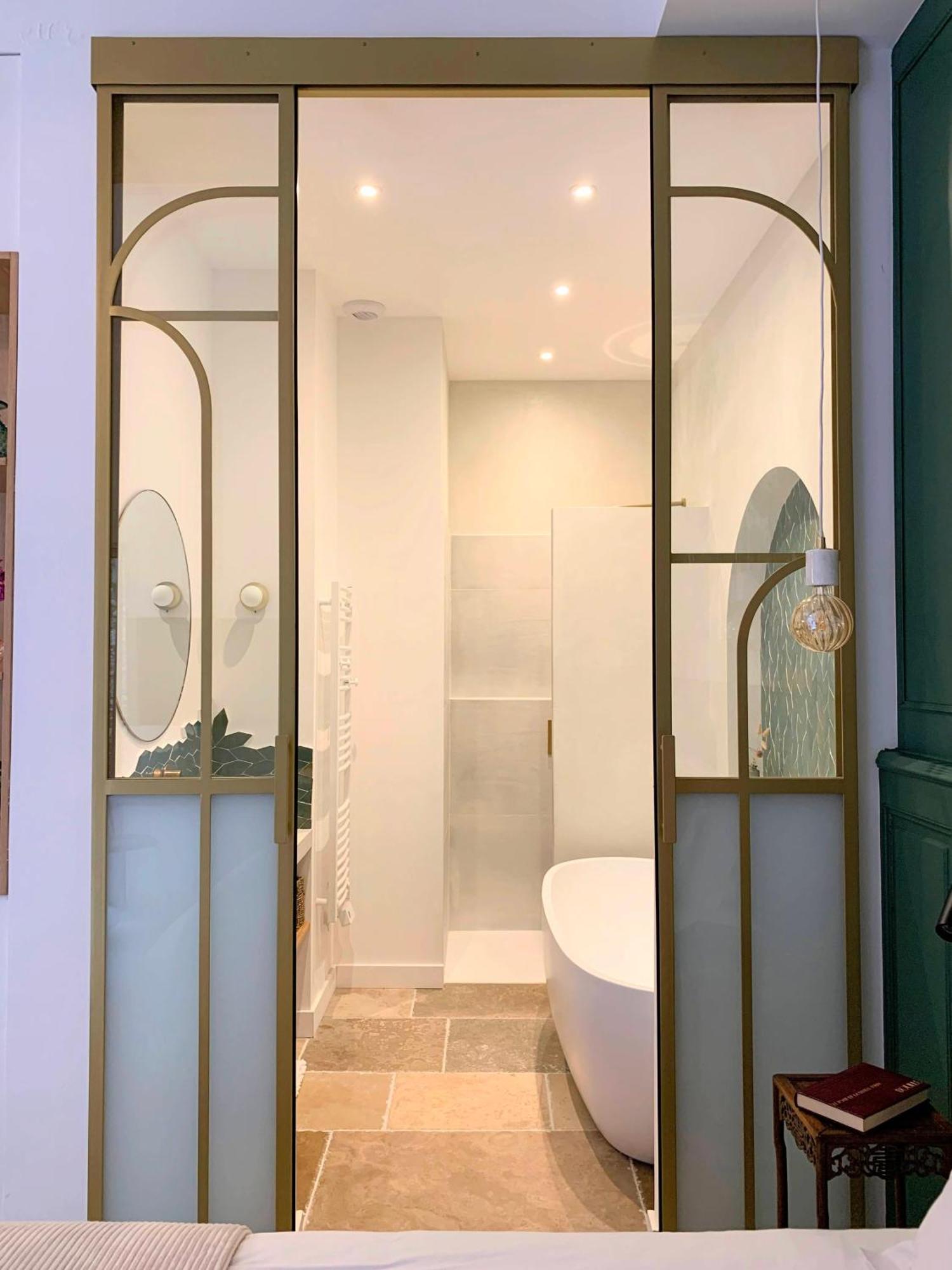 Home Chic Home - Les Suites De La Comedie مونبيلييه الغرفة الصورة