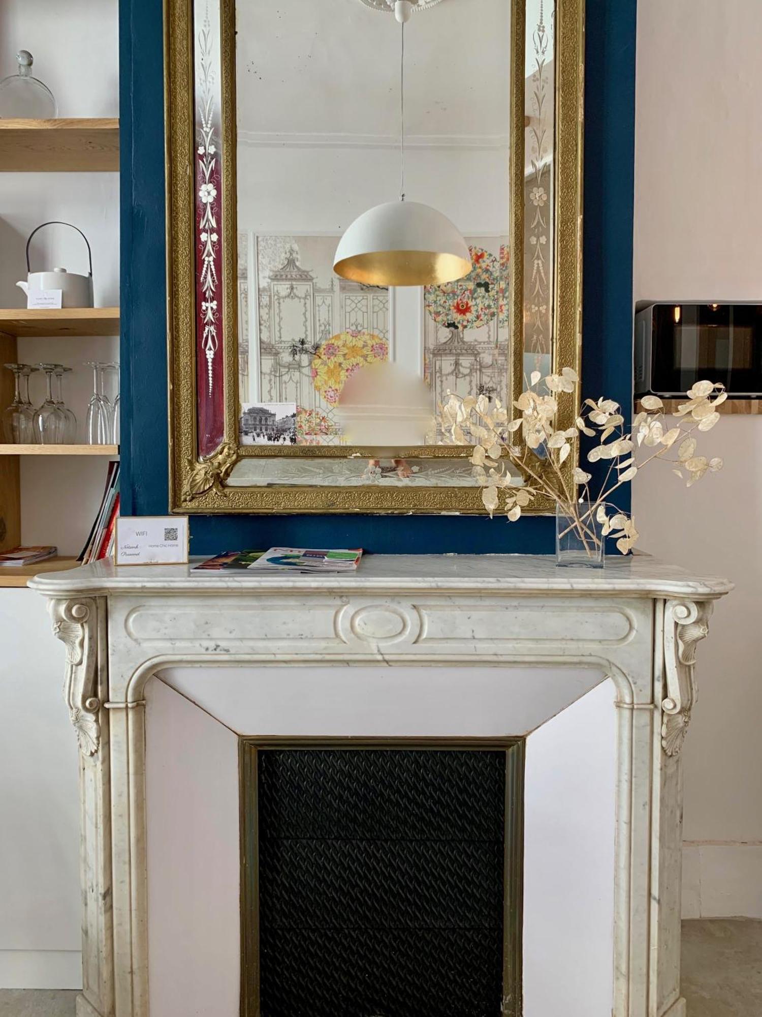 Home Chic Home - Les Suites De La Comedie مونبيلييه الغرفة الصورة