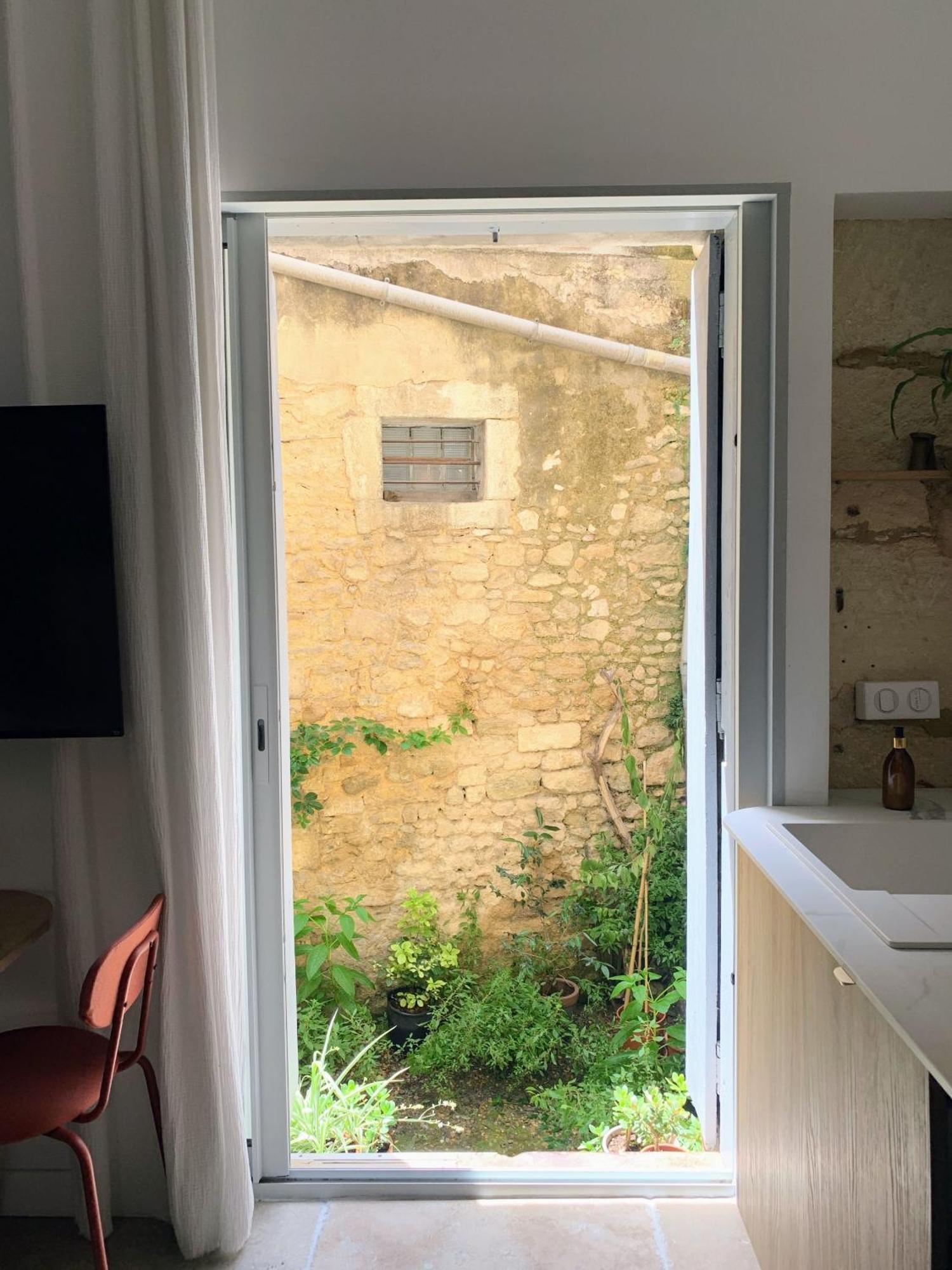 Home Chic Home - Les Suites De La Comedie مونبيلييه الغرفة الصورة